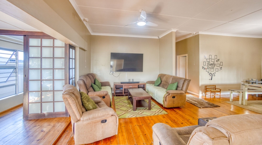 5 Bedroom Property for Sale in Gonubie Eastern Cape